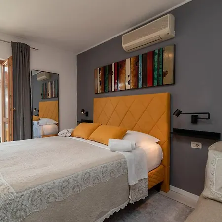 Guest house Classy Double With Balcony